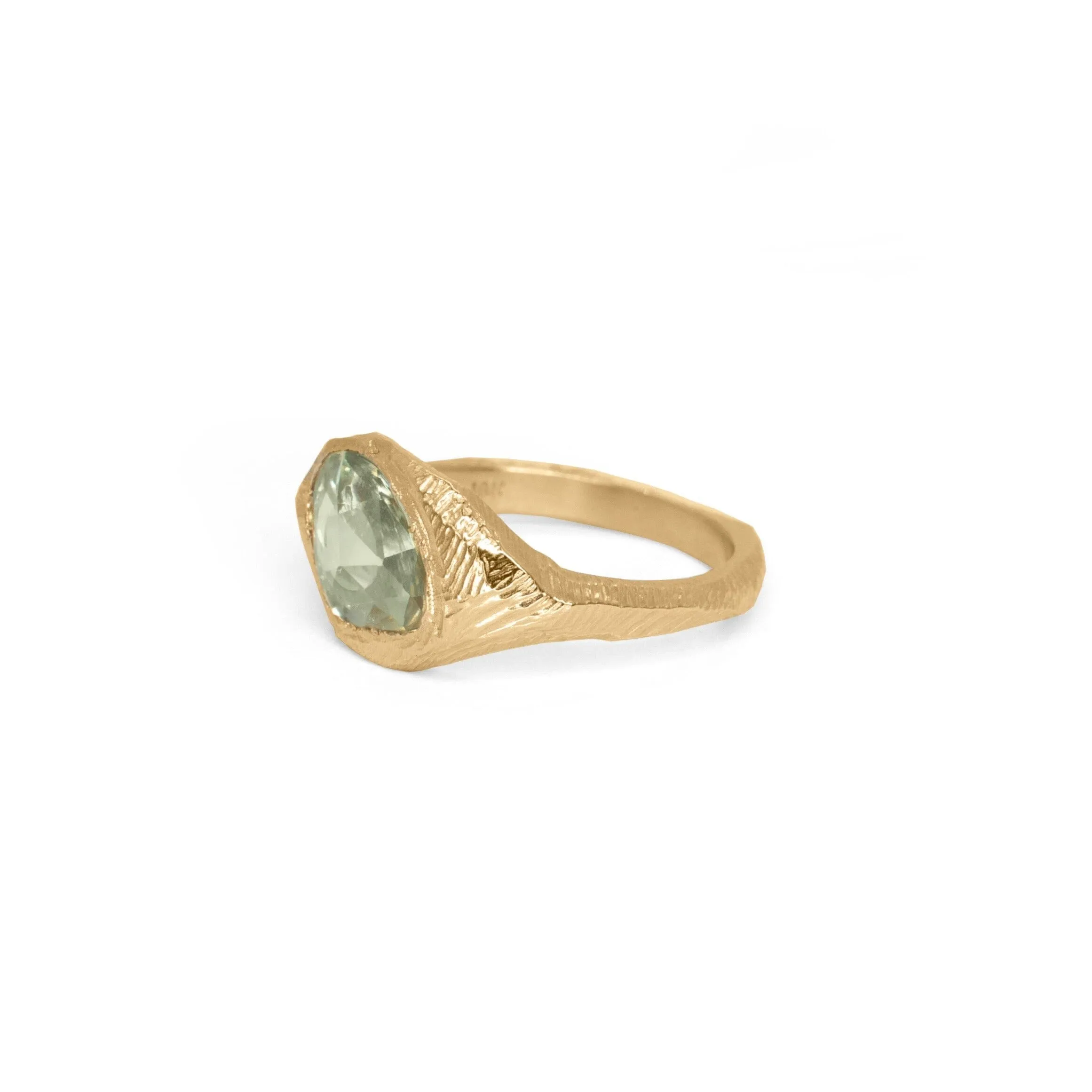 18K Signet Ring in Pale Green Sapphire - Oval