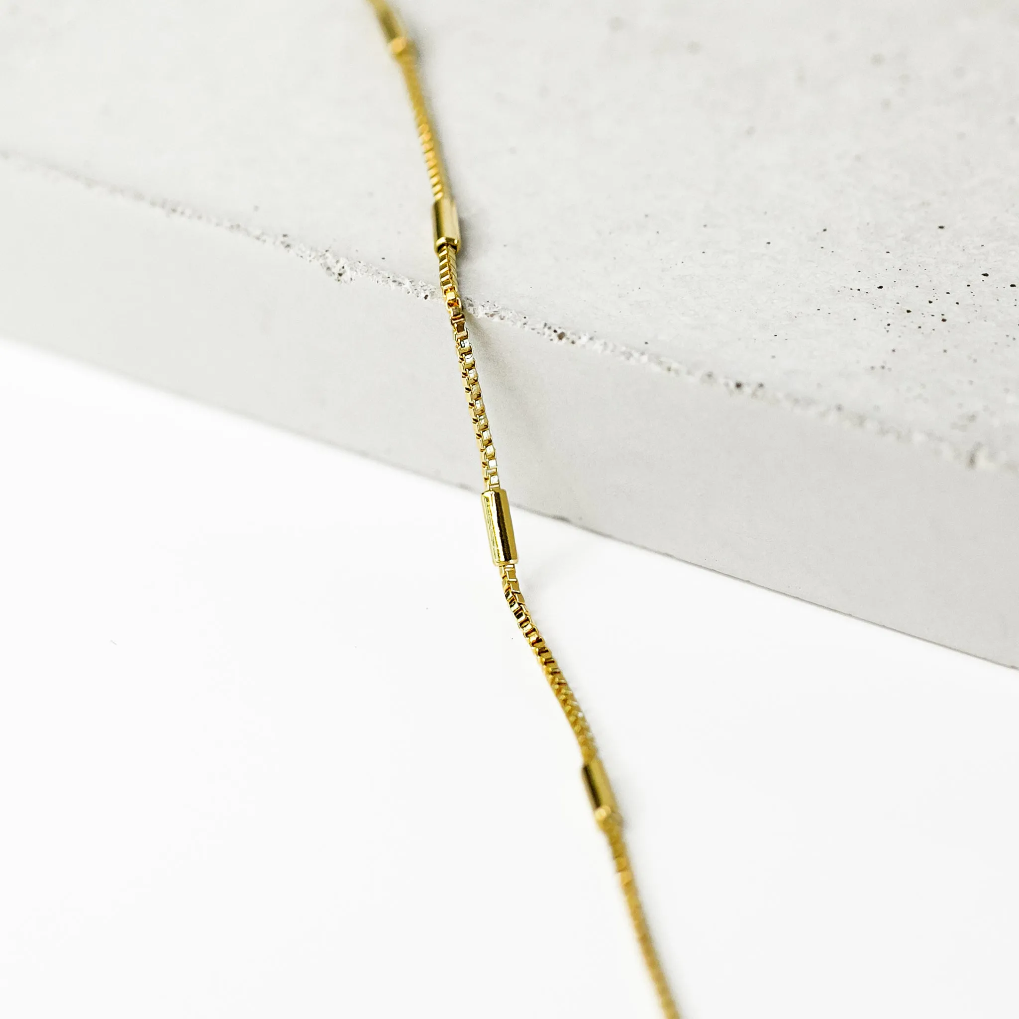 Alba Bar Chain Necklace