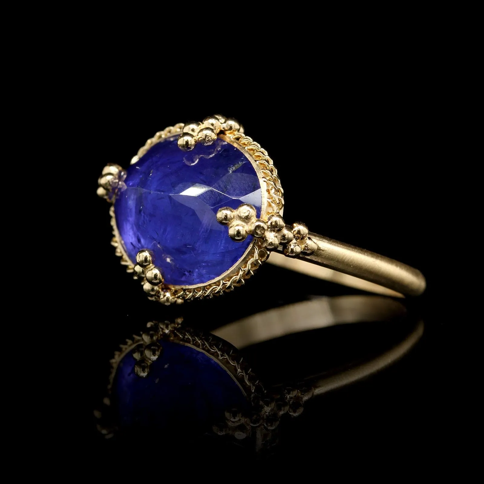 Amali 18K Yellow Gold Estate Tanzanite Ring