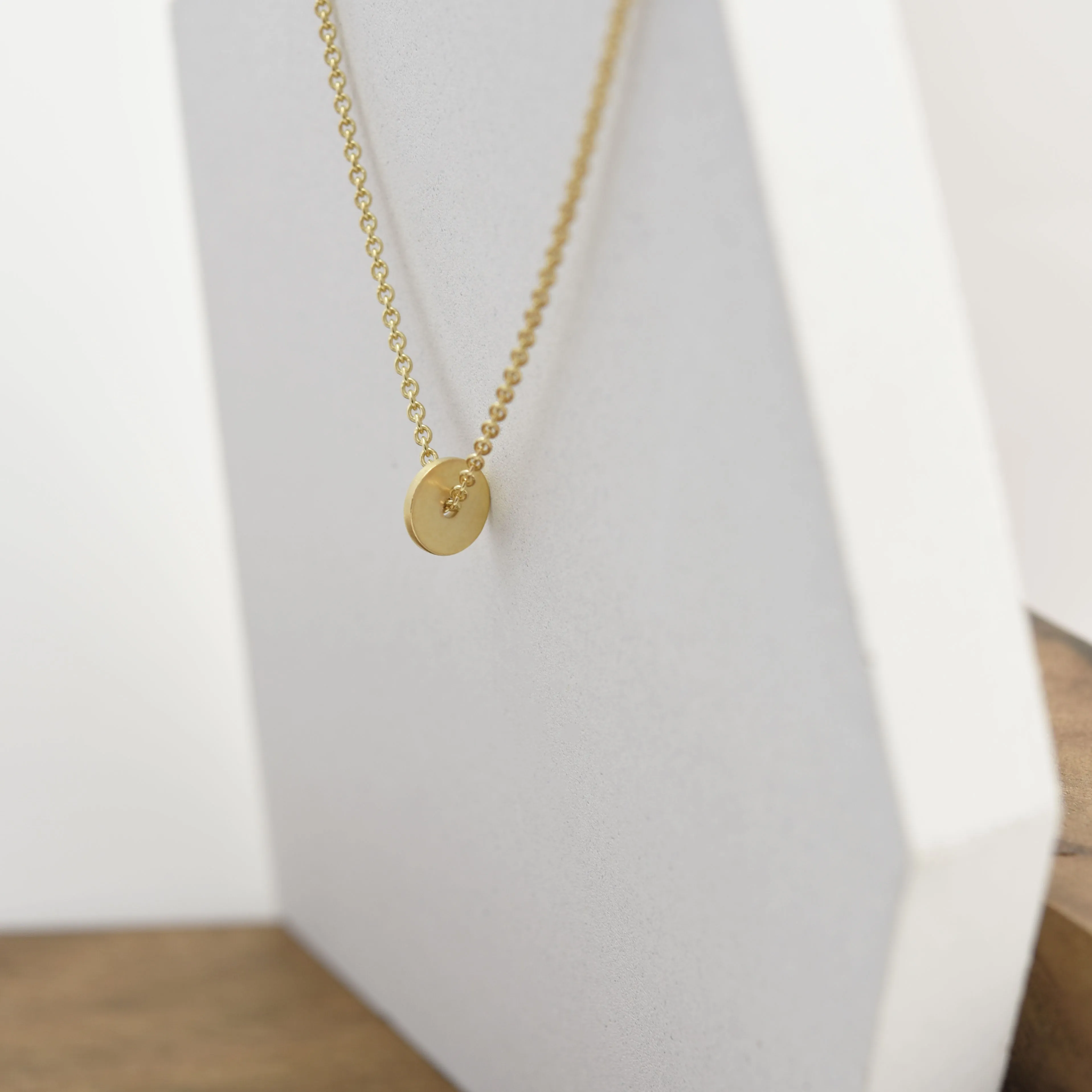 Dainty DOT necklace N°16 in gold plated silver or silver