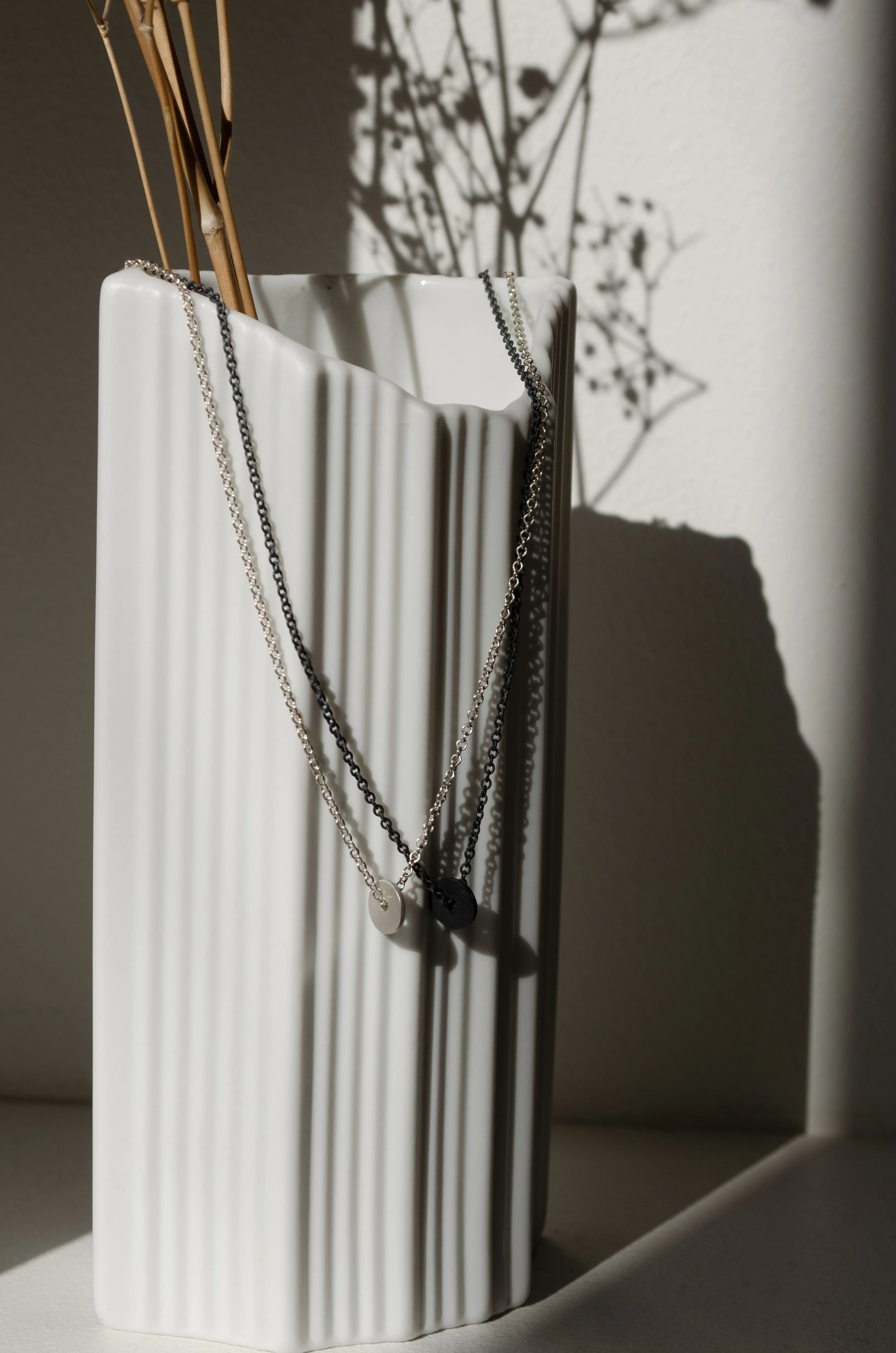 Dainty DOT necklace N°16 in silver or gold plated silver