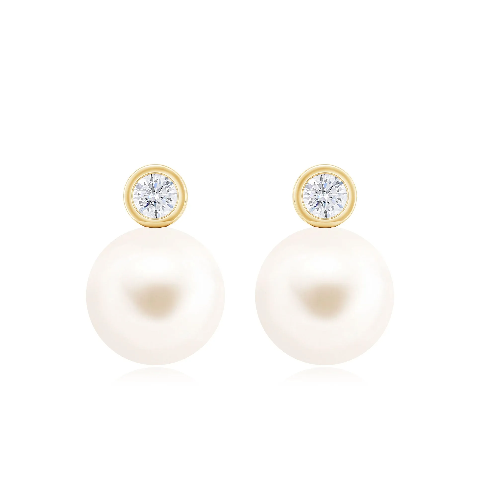 Elegant Freshwater Pearl Earrings with Diamond