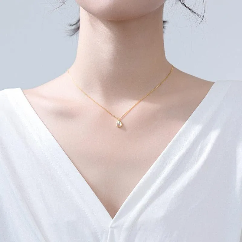 Elegant Sheer Necklace