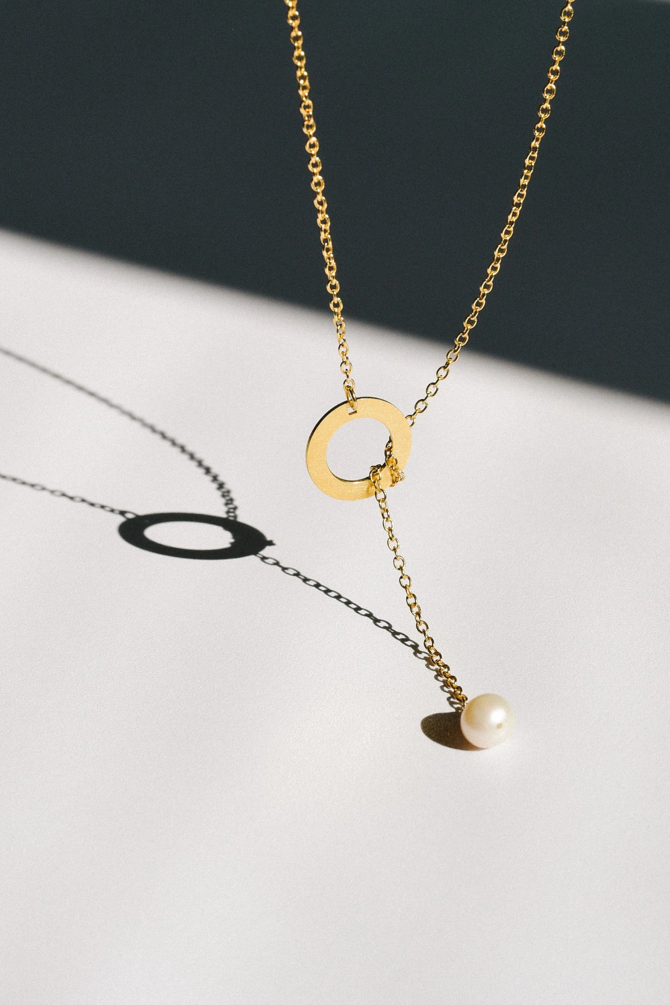 Minimal Pearl Necklace - Gold Plated