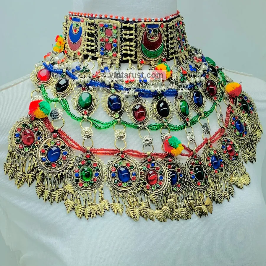 Multicolor Oversized Choker Necklace With Dangling Tassels