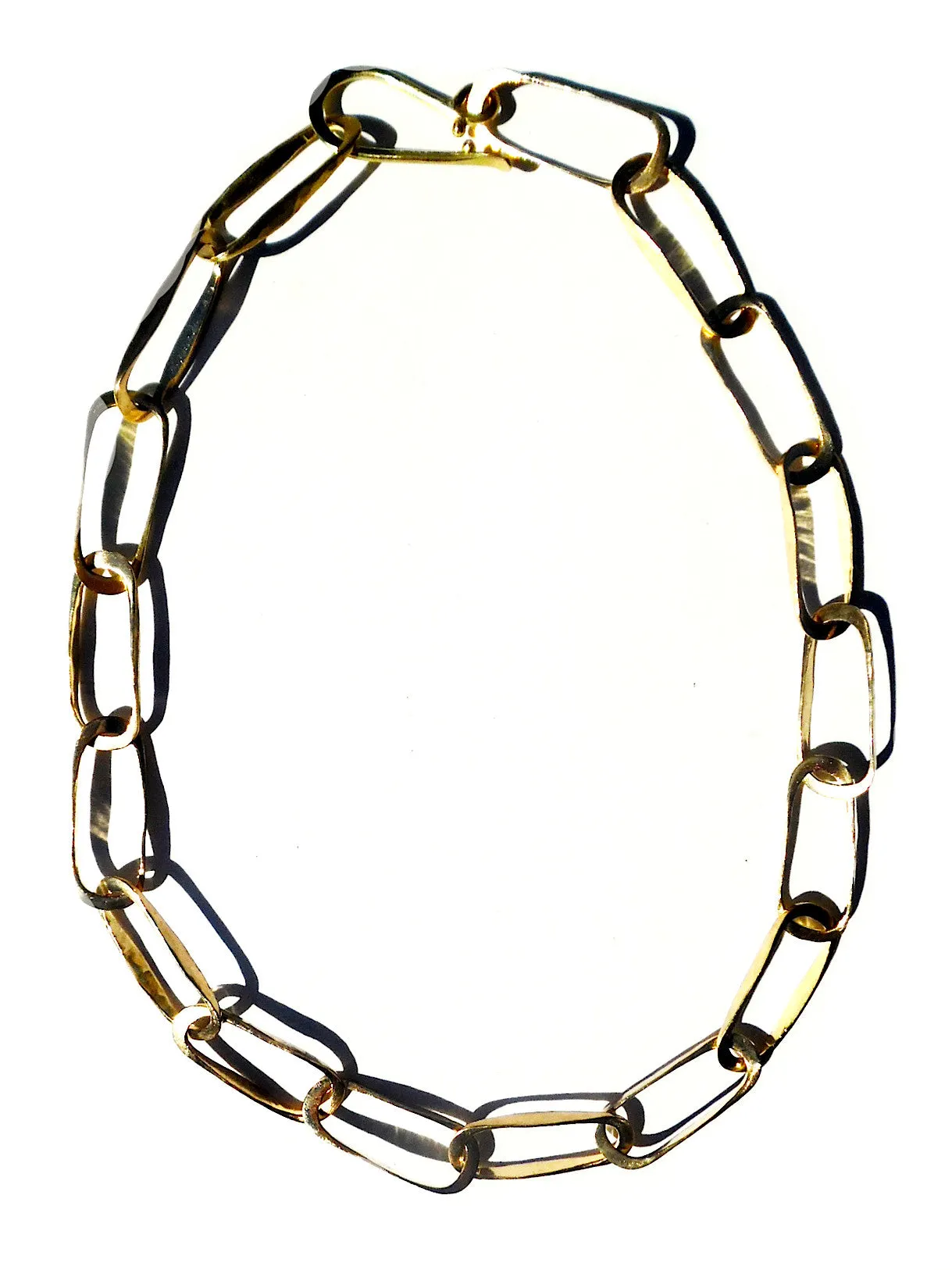 OVAL LINK NECKLACE IN GOLD ON BRASS