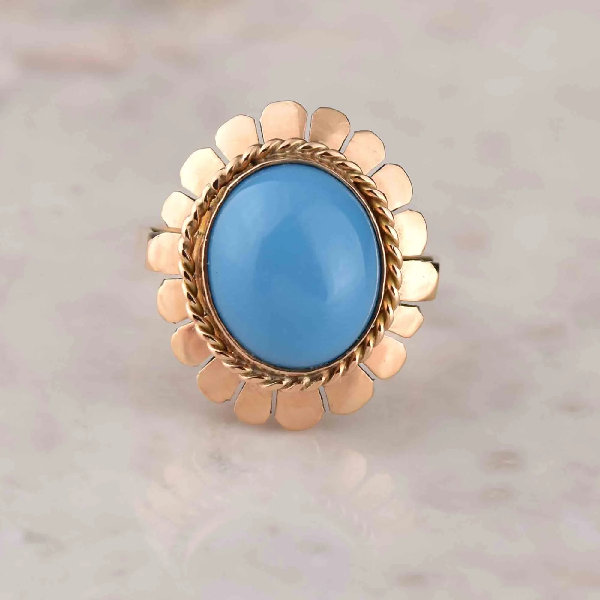 Retro 14K Gold Oval Turquoise Cabochon Cocktail Ring