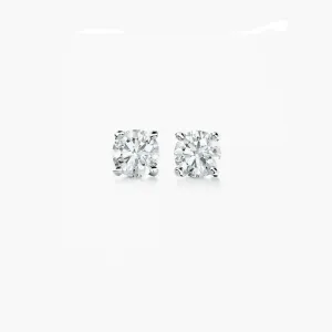 Round Diamond Stud Earrings