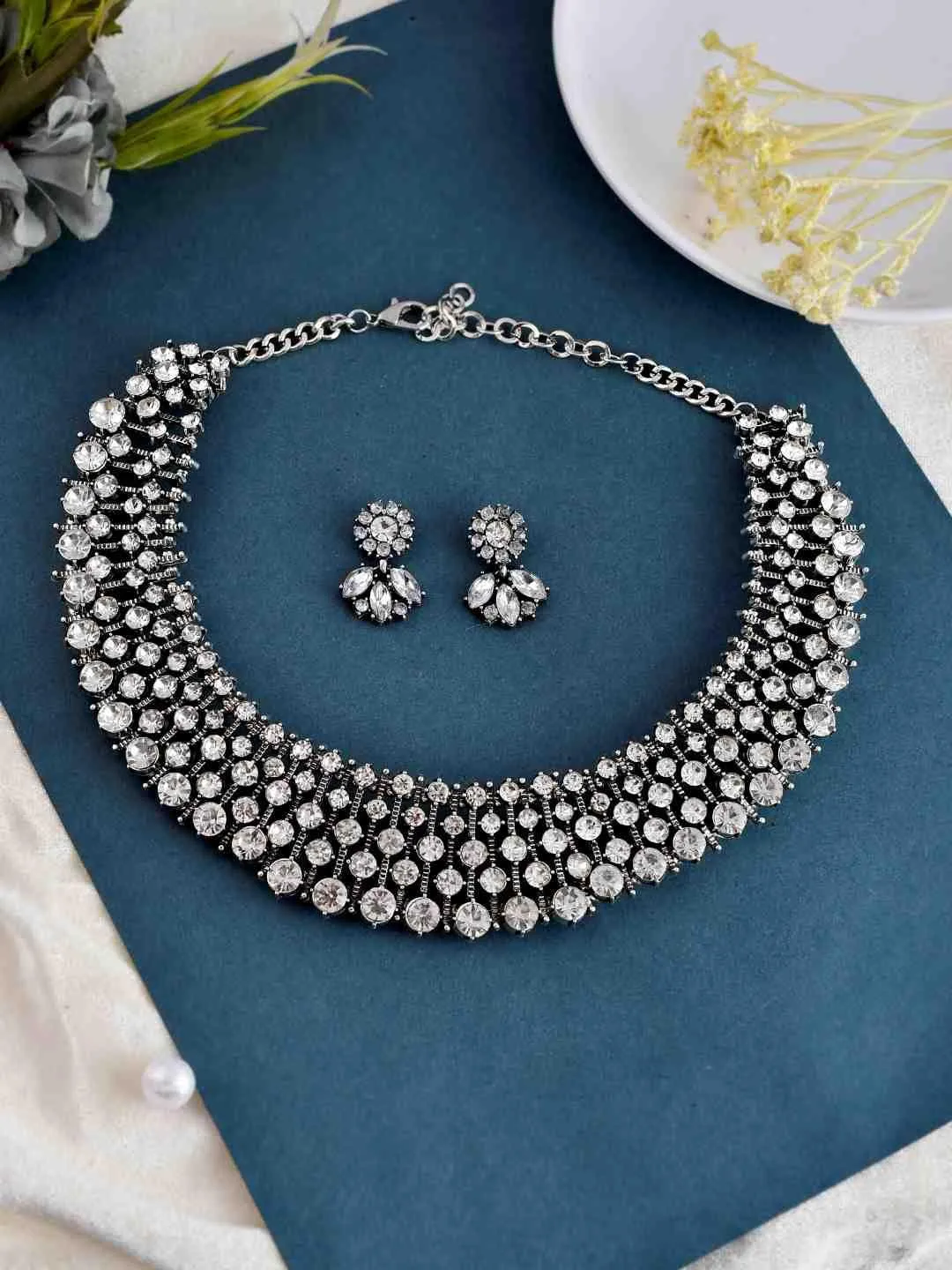 Silver Diamond Choker With Earrings