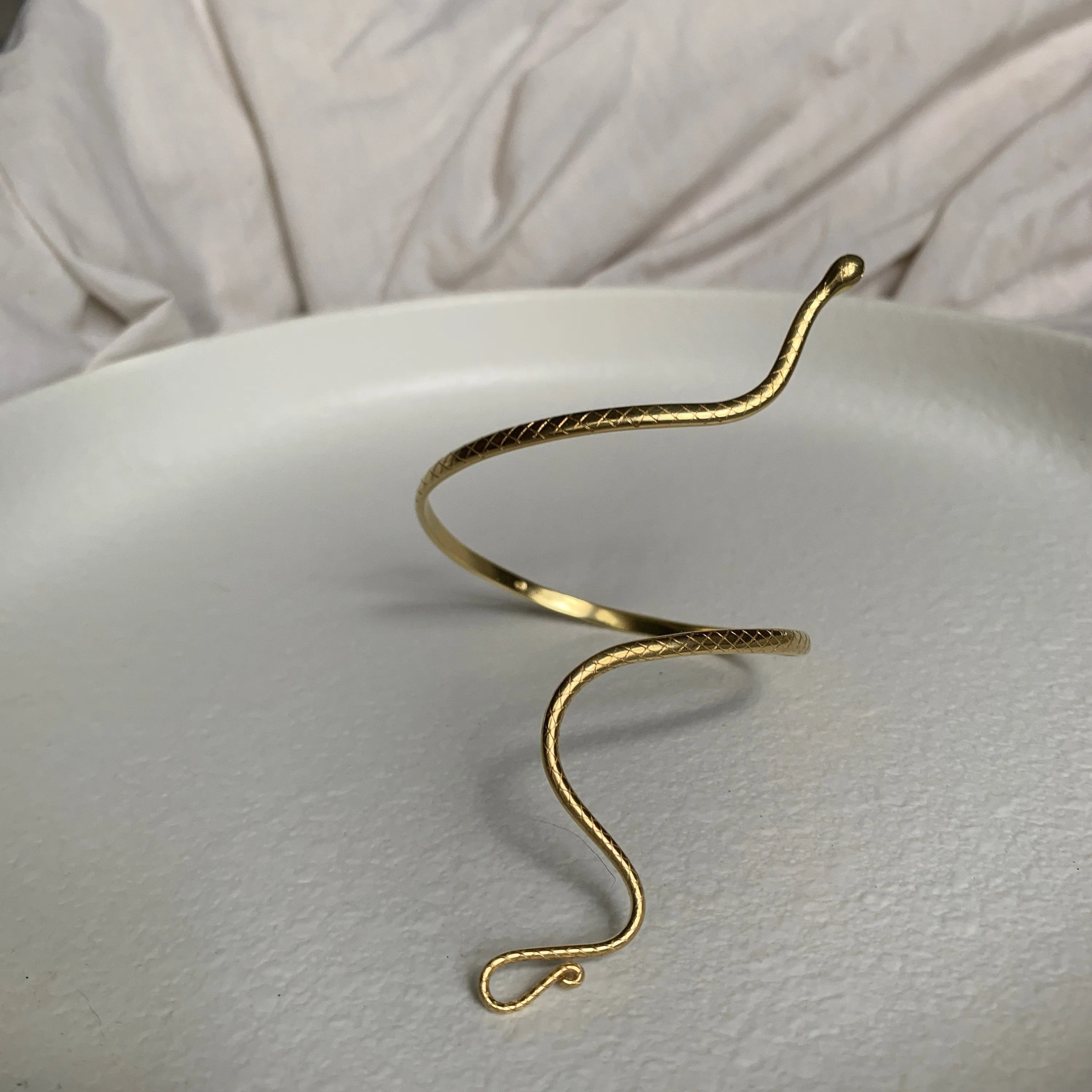 Snake Charm Gold