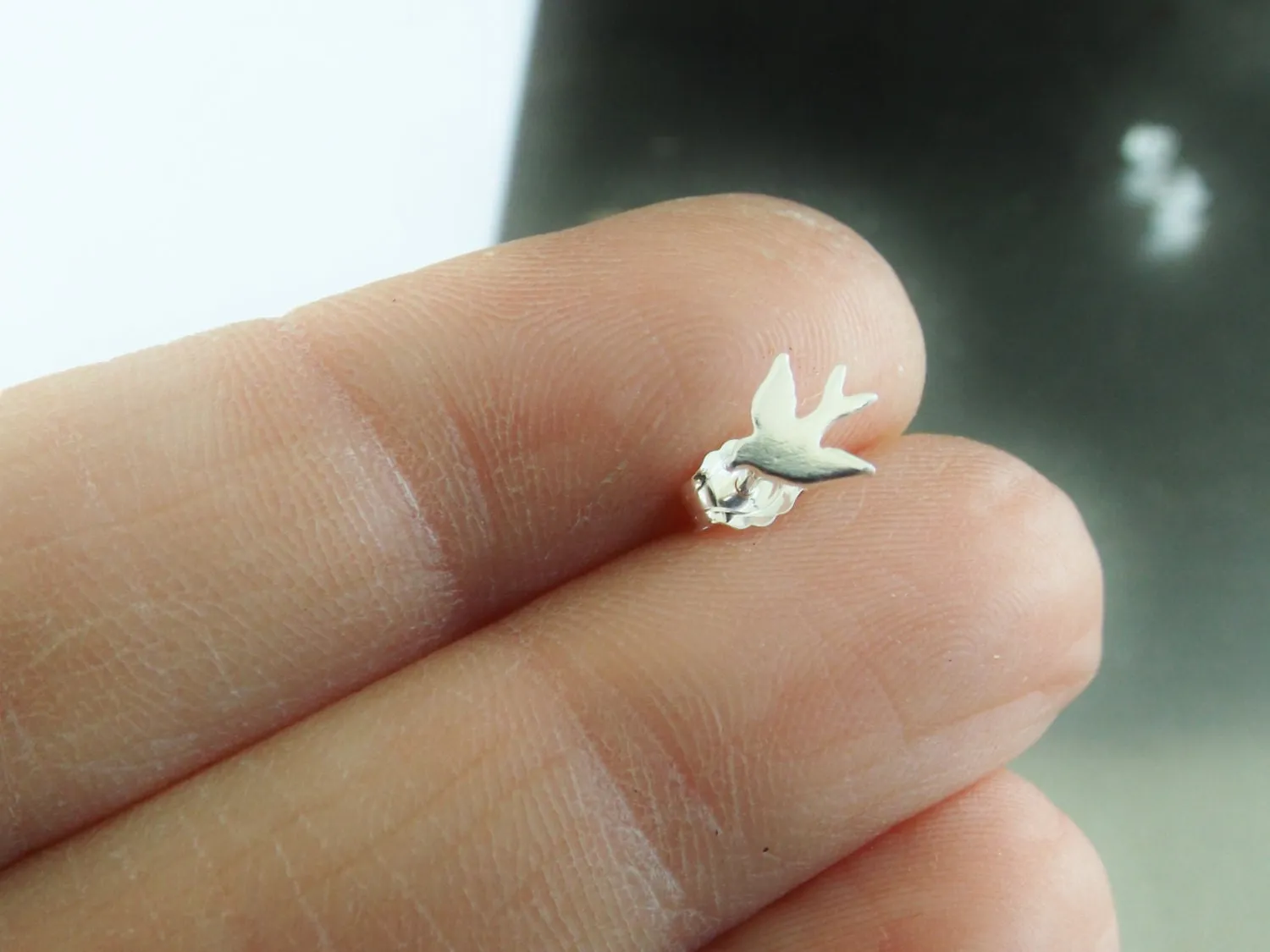 Tiny Bird Studs, Small Bird Earrings, Birds, Tiny Earrings, Modern Studs, Minimalist Jewelry, Silver Bird Earrings, Fly Earrngs, Freebird