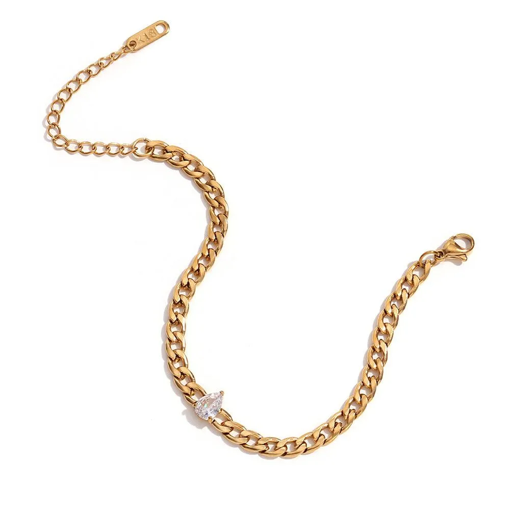 Trendy Gold Chain Bracelet with Cubic Zirconia – Elegant Figaro Chain Bracelet for Women