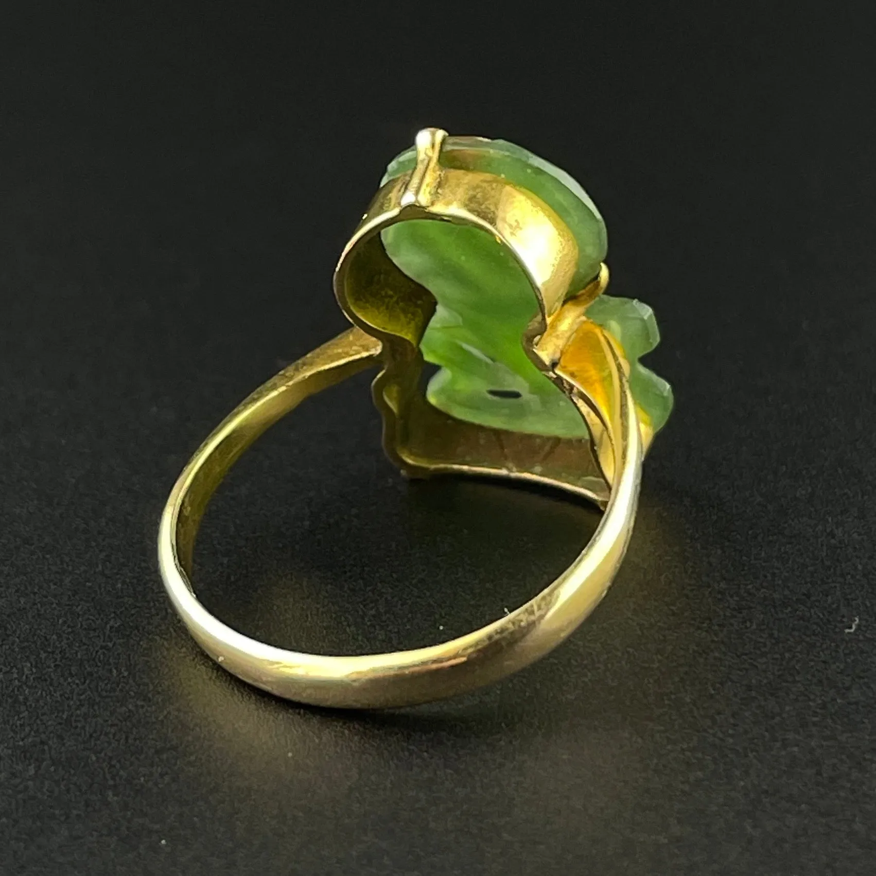 Vintage 9K Gold Jade Frog Cutout TIki Ring, Sz 4 3/4